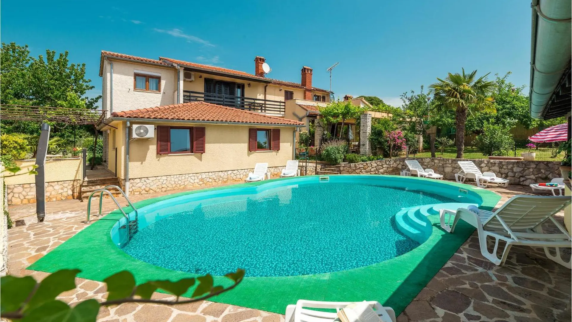 1 Bedroom Amazing Apartment In Porec